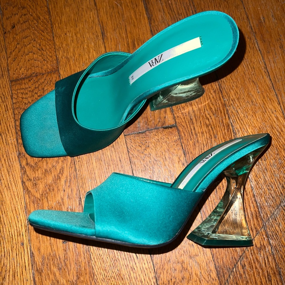 Zara Green Heels Sz 37 Worn Once